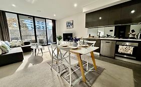 Urban Surf Garden Hideaway